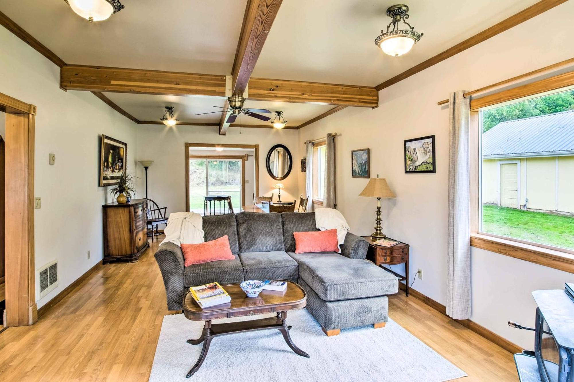 Quaint Coquille Getaway Near Beaches And Parks! Bagian luar foto